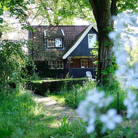 Loosan Lodges Gastenhuis Reutum Εξωτερικό φωτογραφία