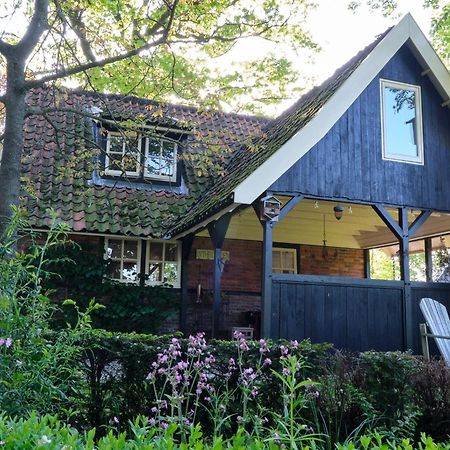 Loosan Lodges Gastenhuis Reutum Εξωτερικό φωτογραφία