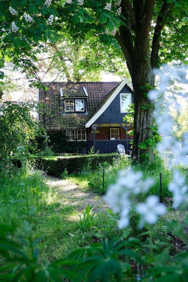 Loosan Lodges Gastenhuis Reutum Εξωτερικό φωτογραφία
