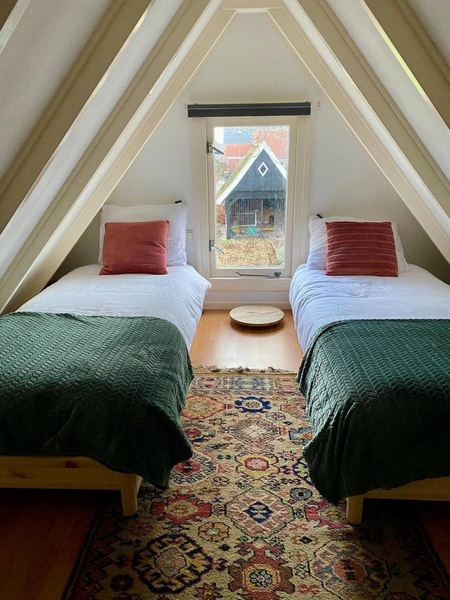 Loosan Lodges Gastenhuis Reutum Εξωτερικό φωτογραφία